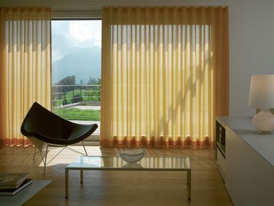 Sistemas de rieles de cortinas de accionamiento manual, Colorama 1, Room shot