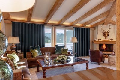 Metropole, SG 7610, Colorama Dimout, Hotel Palace, Gstaad, Switzerland, Charcoal, Design Endcap