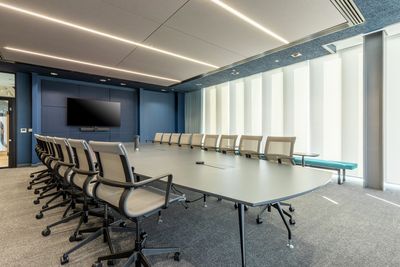 Sistemas de enrollables, SG 4960, Versascreen 1-10%, Virgin Money, Glasgow, Scotland, United Kingdom