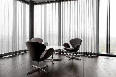 Sistemas de rieles, SG 6010, Someo, Postfinance Headquarters, Bern, Switzerland, Wave