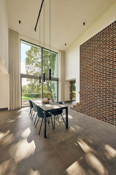 Sistemas de rieles de cortinas eléctricos, SG 5600, Colorama 1 Multicolour, Copper Bottom, Oxford, United Kingdom