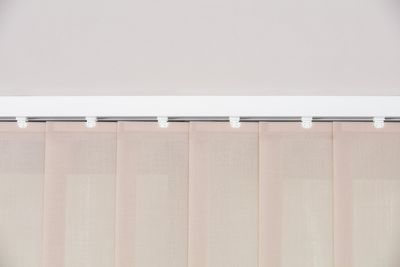 Sistemas de bandas verticales, SG 2910, Multi Visio, Gerrards Cross, London, United Kingdom