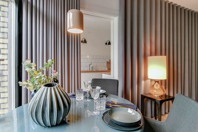Sistemas de rieles, SG 6465, Colorama Dimout, The Queen Fisher Suite, Copenhagen, Denmark, Wave