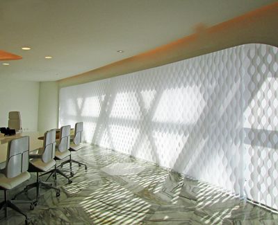 Sistemas de bandas verticales, SG 2950, Multi Visio, Room shot "Al Bidda Tower", Doha, Qatar, Vertical Waves